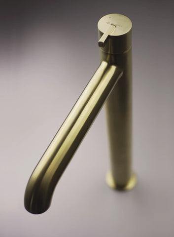 bovenkant gouden kraan 